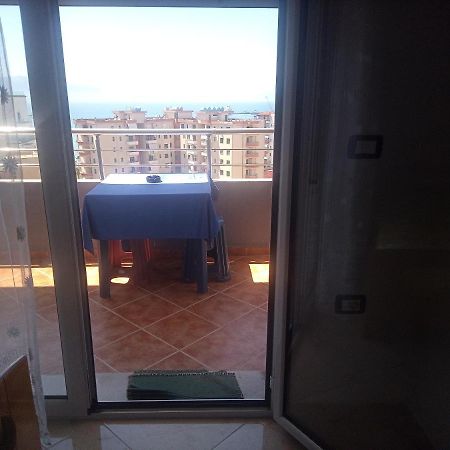 Lindita'S Seaview Appartment Vlorë Eksteriør billede