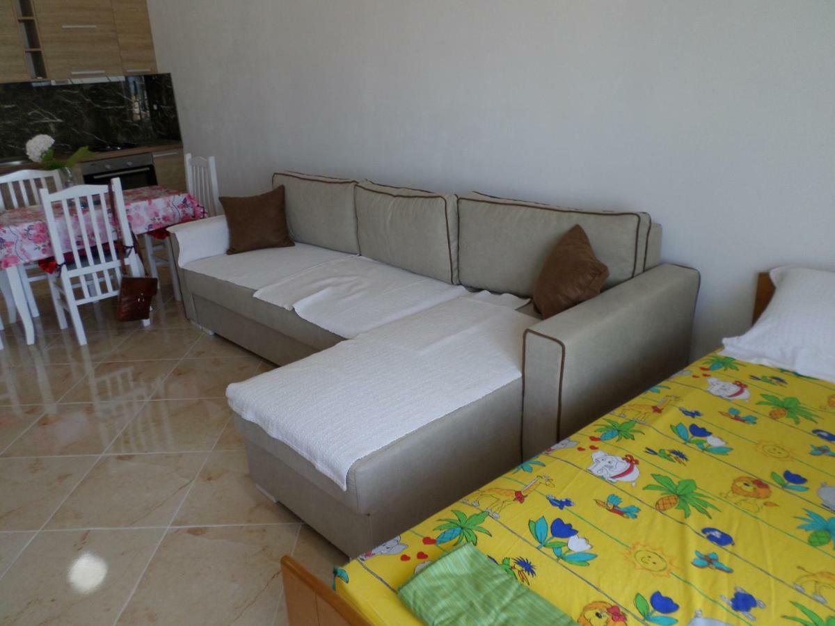 Lindita'S Seaview Appartment Vlorë Eksteriør billede