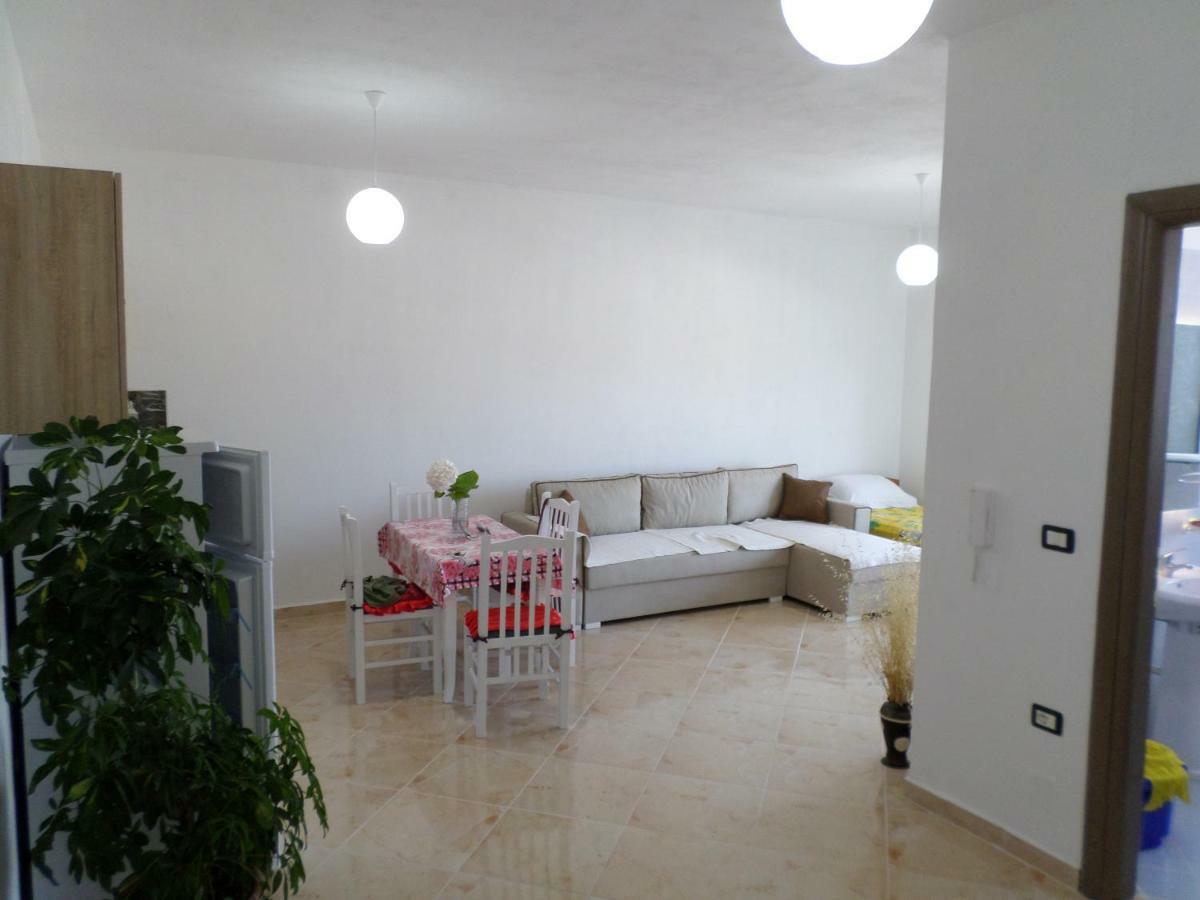 Lindita'S Seaview Appartment Vlorë Eksteriør billede